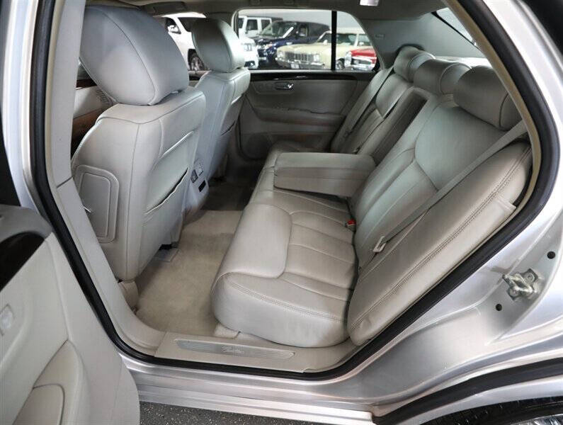 2009 Cadillac DTS Luxury 5-Passenger