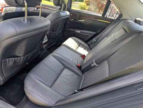 2009 Mercedes-Benz S-Class S 550 4MATIC