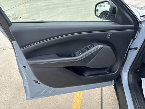 2024 Ford Mustang Mach-E Select