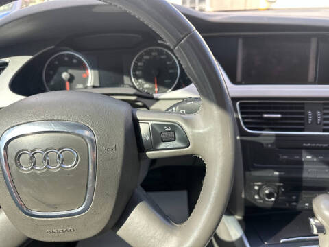 2009 Audi A4 2.0T quattro Premium Plus
