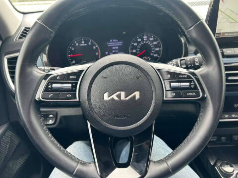 2022 Kia Seltos Nightfall
