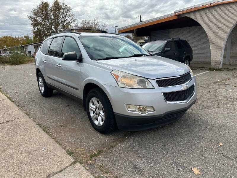 2011 Chevrolet Traverse LS