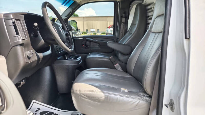 2015 GMC Savana 2500