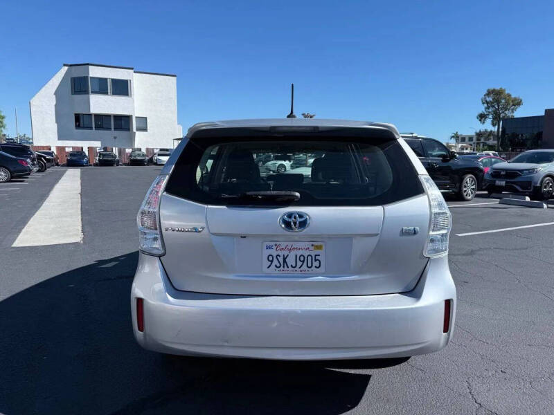 2014 Toyota Prius v