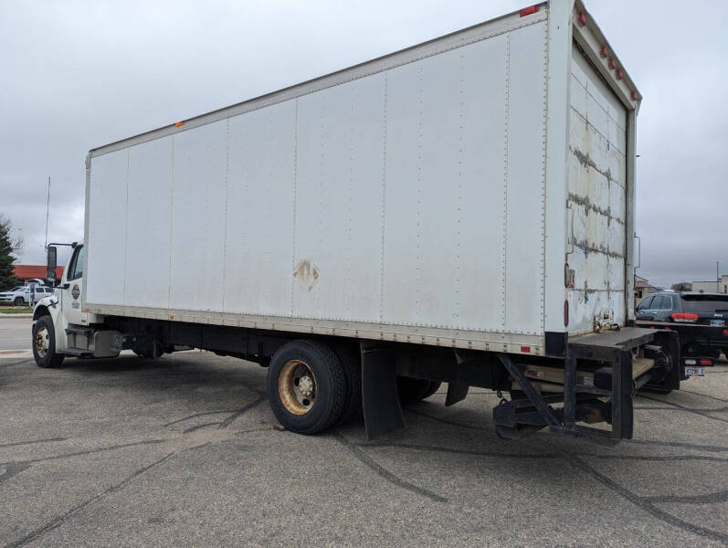 2008 Freightliner M2 106