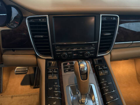 2014 Porsche Panamera