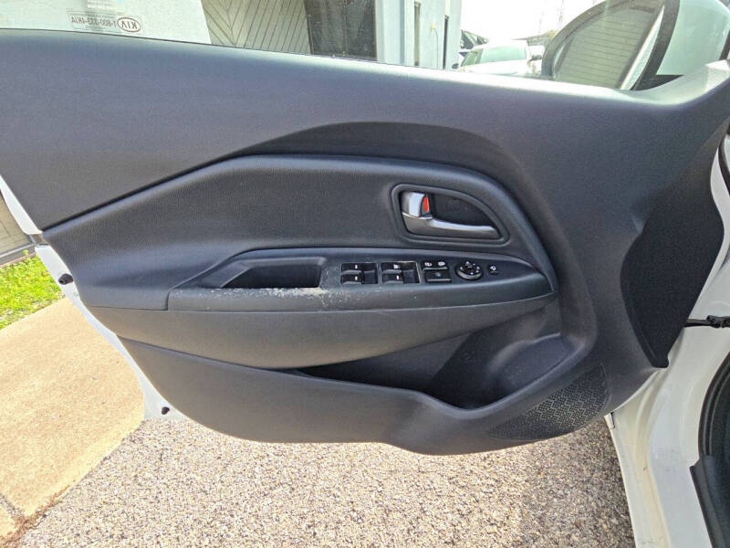 2013 Kia Rio 5-Door SX