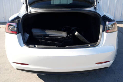 2021 Tesla Model 3 Standard Range Plus