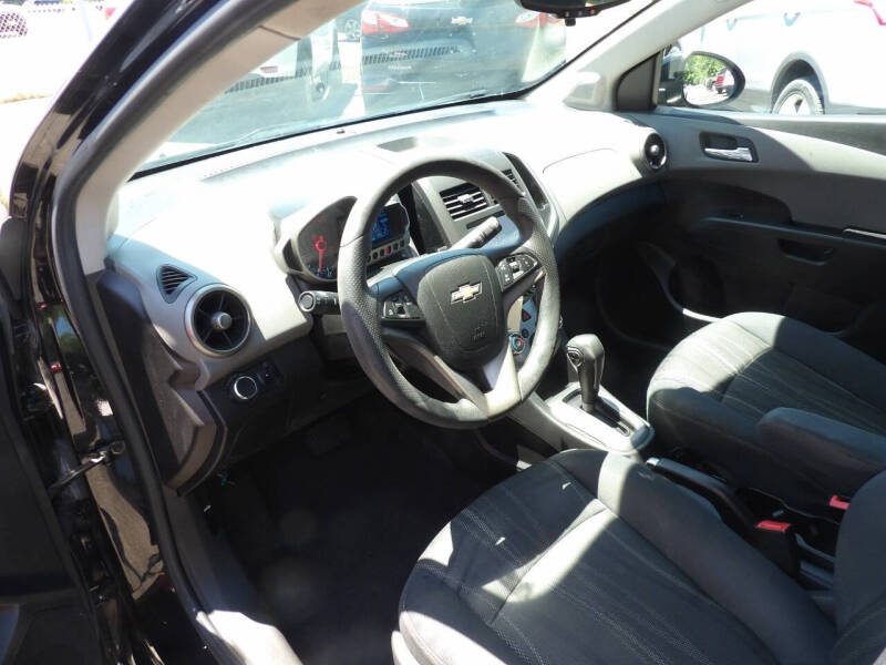 2016 Chevrolet Sonic LT Auto