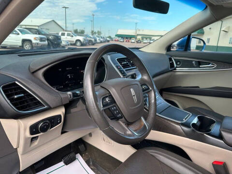 2020 Lincoln Nautilus Reserve
