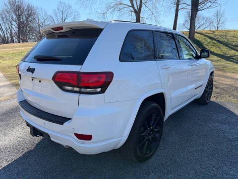2017 Jeep Grand Cherokee Laredo