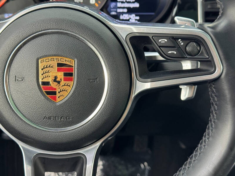 2018 Porsche Macan