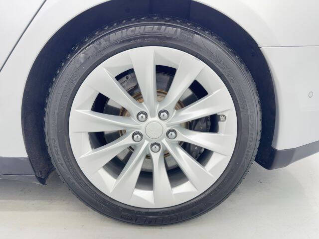 2015 Tesla Model S