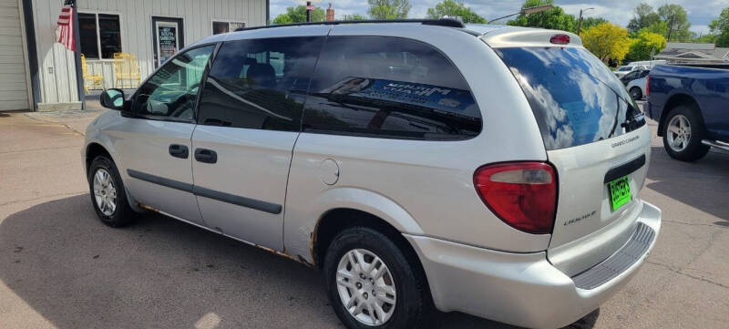 2005 Dodge Grand Caravan SE