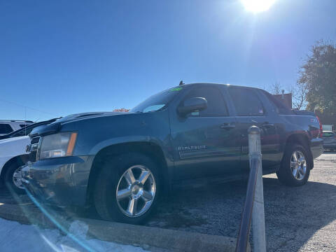 2010 Chevrolet Avalanche for sale at AA Auto Sales in Independence MO