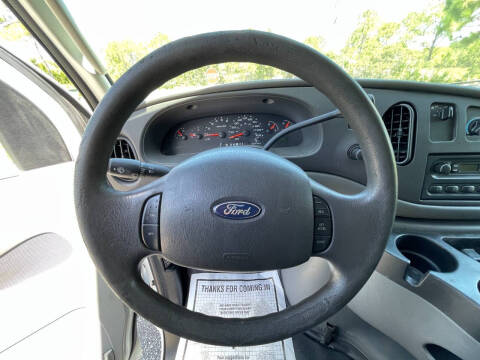 2008 Ford E-Series E-250