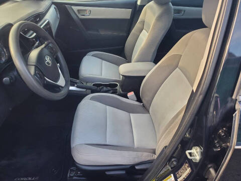 2017 Toyota Corolla LE