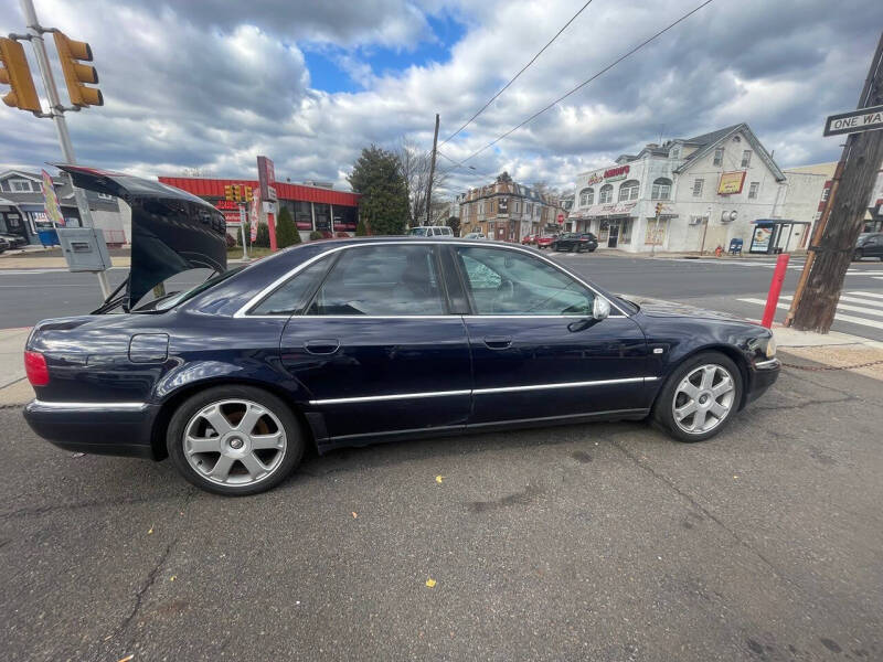 2002 Audi S8 quattro