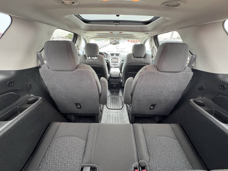 2015 GMC Acadia SLE-2