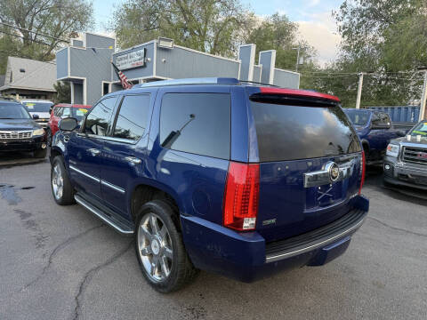 2012 Cadillac Escalade Luxury