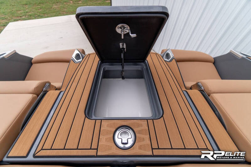 2025 MasterCraft X22