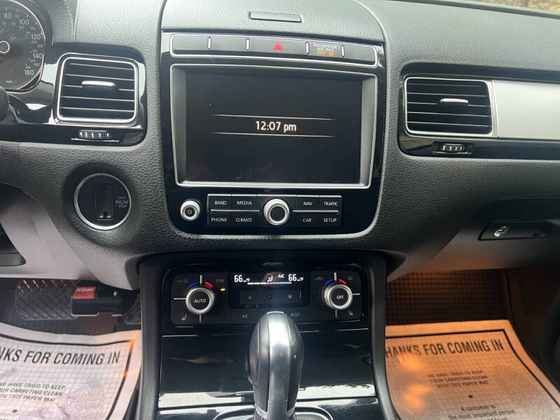 2016 Volkswagen Touareg TDI Sport