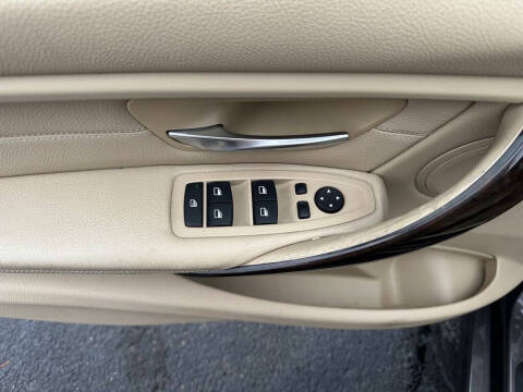 2013 BMW 3 Series 328i xDrive