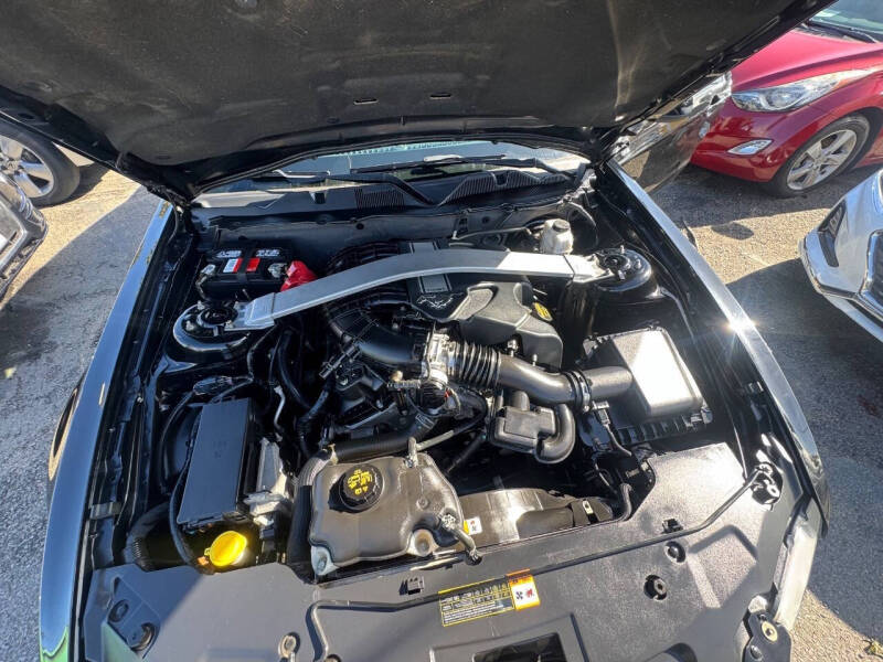 2011 Ford Mustang V6
