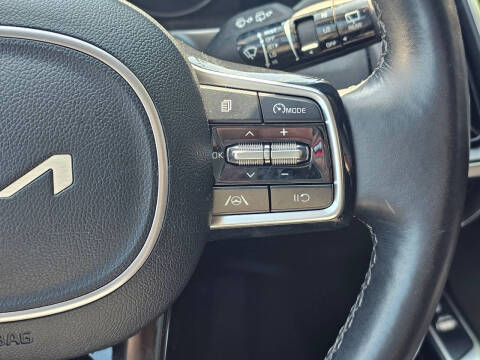 2022 Kia Sorento LX