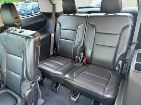 2017 GMC Acadia SLT-1