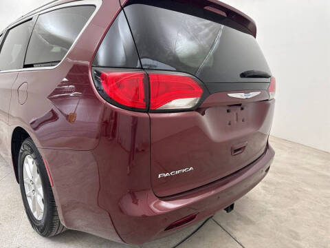2018 Chrysler Pacifica LX