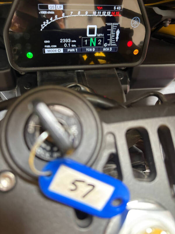 2016 Yamaha YZF-R1