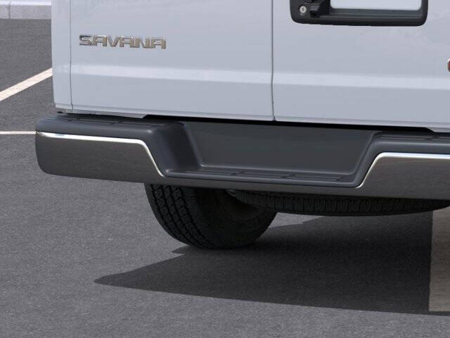 2026 GMC Savana 2500
