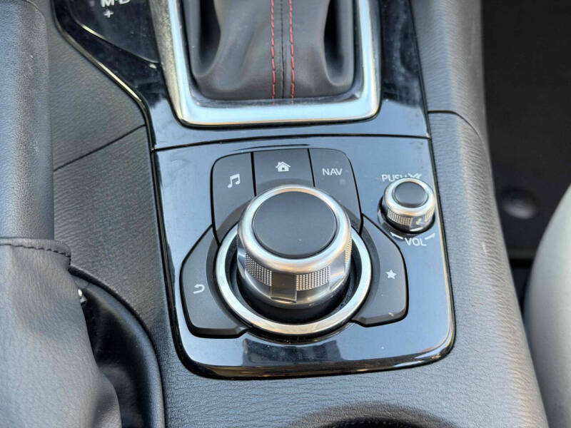 2016 Mazda MAZDA3 i Touring