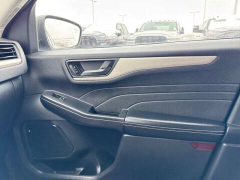 2022 Ford Escape Plug-In Hybrid SE