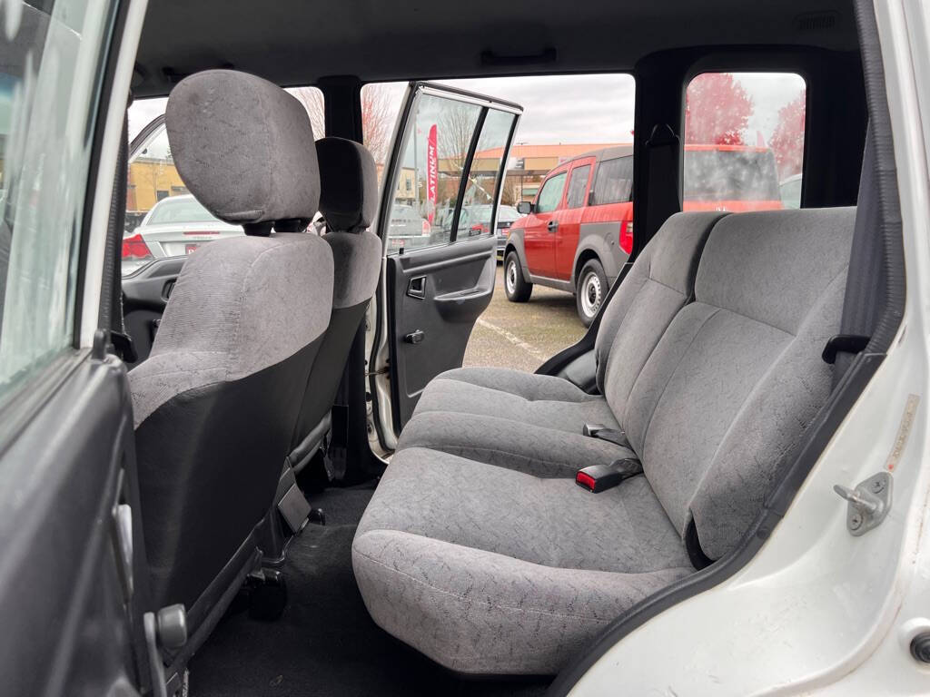 1997 Geo Tracker for sale at PLATINUM AUTO SALES INC in Lacey, WA