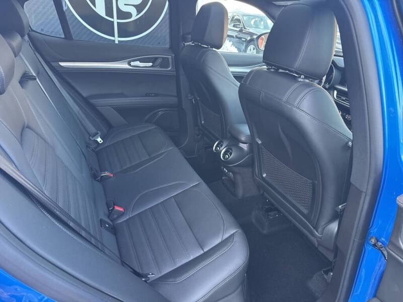 2025 Alfa Romeo Stelvio