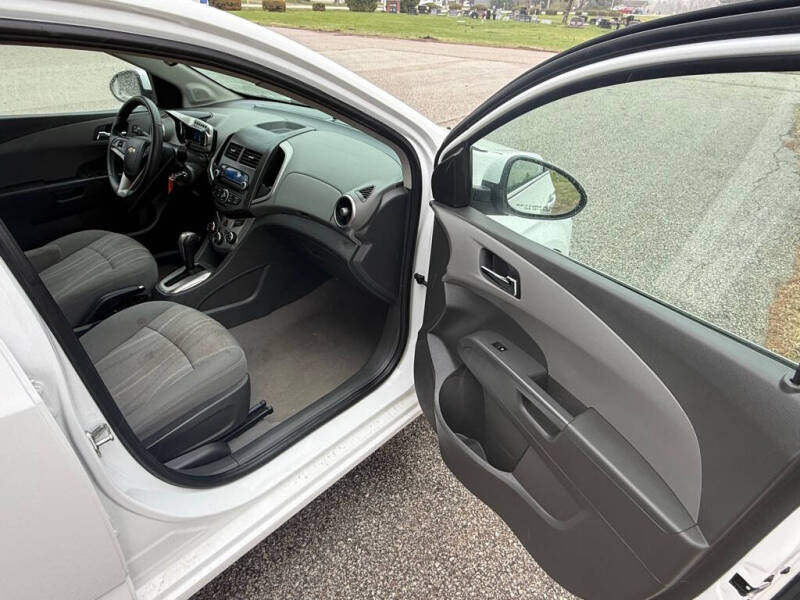 2015 Chevrolet Sonic LT Auto