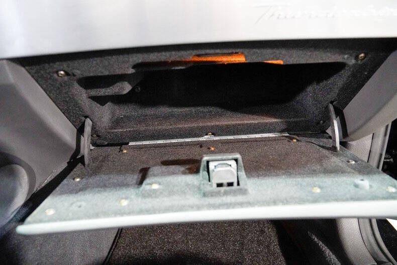 2002 Ford Thunderbird Deluxe