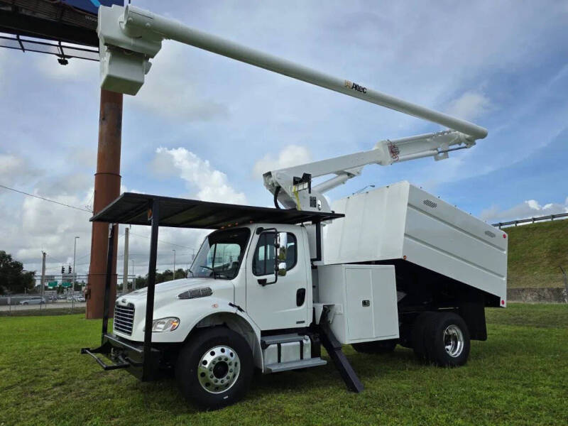 2020 Freightliner M2 106