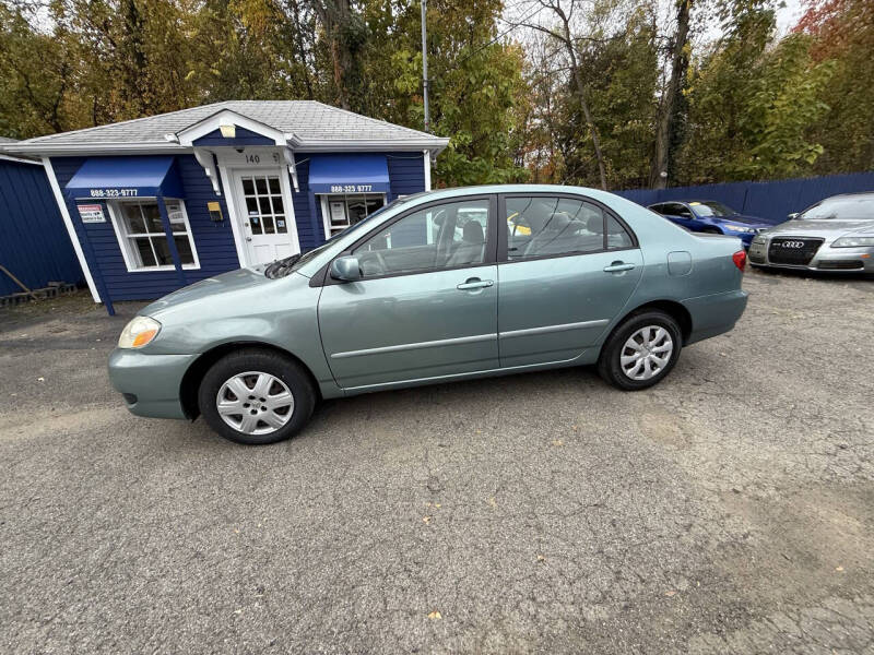 2005 Toyota Corolla LE