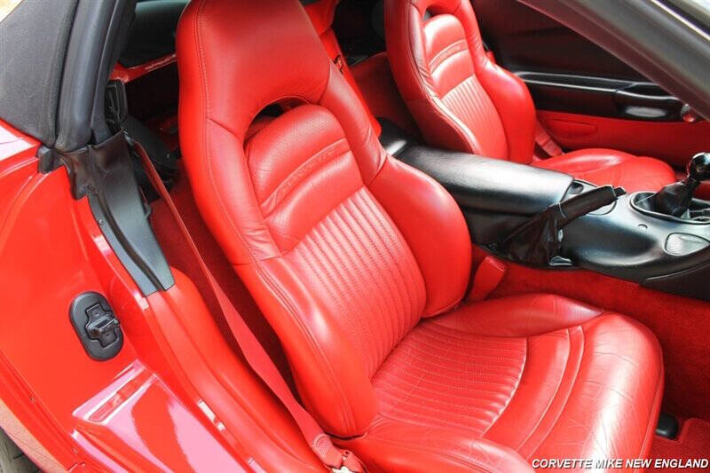 2001 Chevrolet Corvette 45