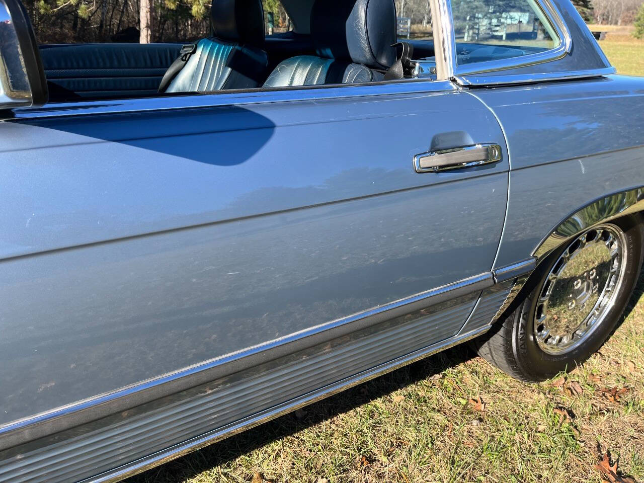 1986 Mercedes-Benz 560-Class 76