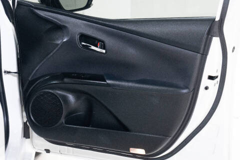 2019 Toyota Prius L Eco