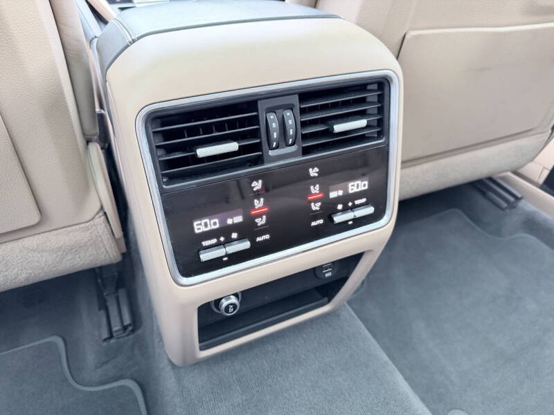 2019 Porsche Cayenne S