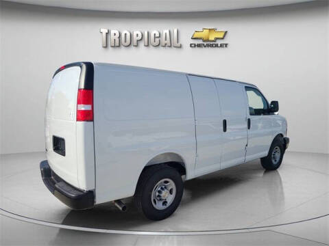 2025 Chevrolet Express 2500