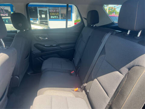 2020 Chevrolet Traverse LS