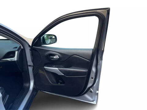 2018 Jeep Cherokee Latitude Plus