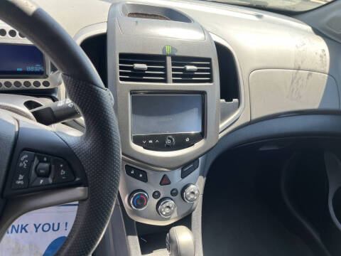 2016 Chevrolet Sonic LT Auto