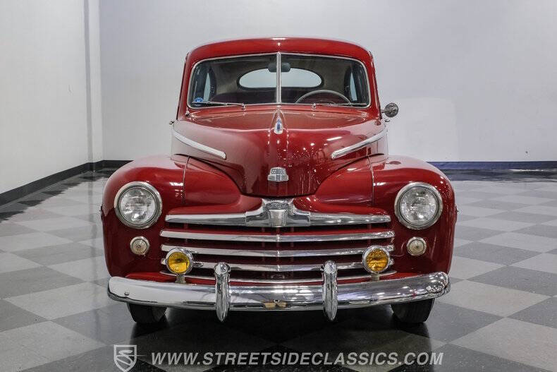 1948 Ford Deluxe